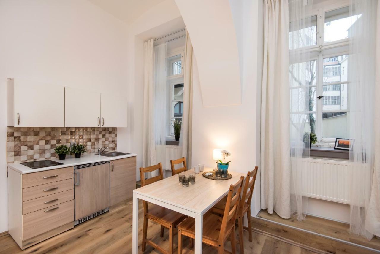 Apartment Near Wenceslas Square プラハ エクステリア 写真